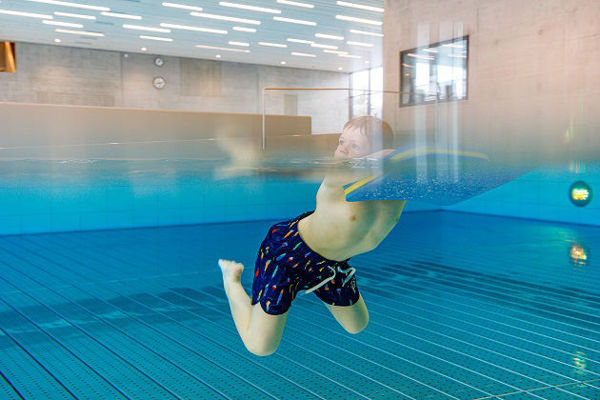 Bild von Kinderschwimmkurs Frosch/Pinguin 